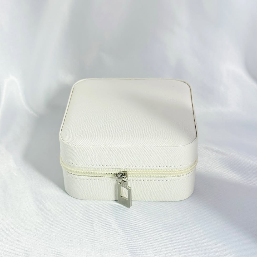 Mini Jewellery Box – Portable Organizer for Rings & Earrings